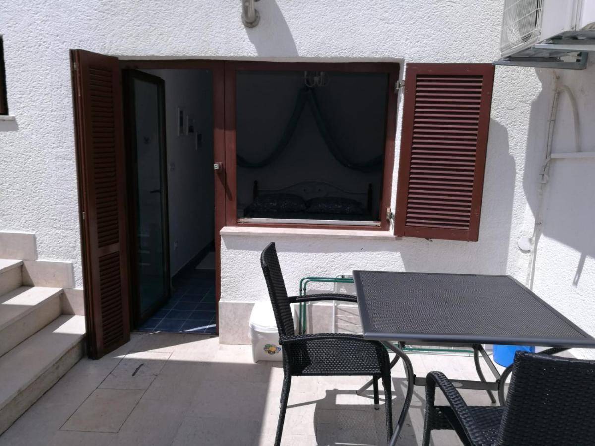 Ferienhaus Bozena Appartment 1 Врсар Екстер'єр фото